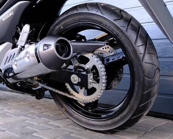 Чорний Сузукі GSR 250, об'ємом двигуна 0.25 л та пробігом 13 тис. км за 2900 $, фото 8 на Automoto.ua