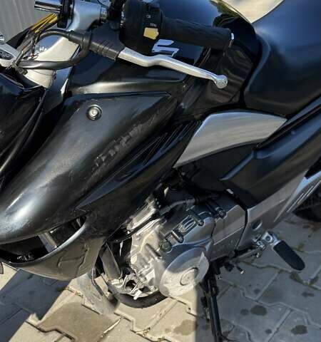 Чорний Сузукі GSR 250, об'ємом двигуна 0.25 л та пробігом 33 тис. км за 1500 $, фото 8 на Automoto.ua