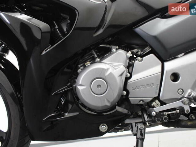 Черный Сузуки GSR 250, объемом двигателя 0.25 л и пробегом 29 тыс. км за 2800 $, фото 22 на Automoto.ua