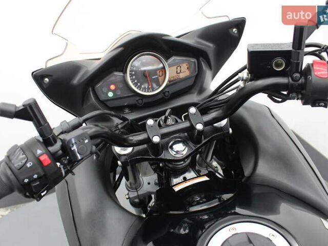Черный Сузуки GSR 250, объемом двигателя 0.25 л и пробегом 29 тыс. км за 2800 $, фото 17 на Automoto.ua