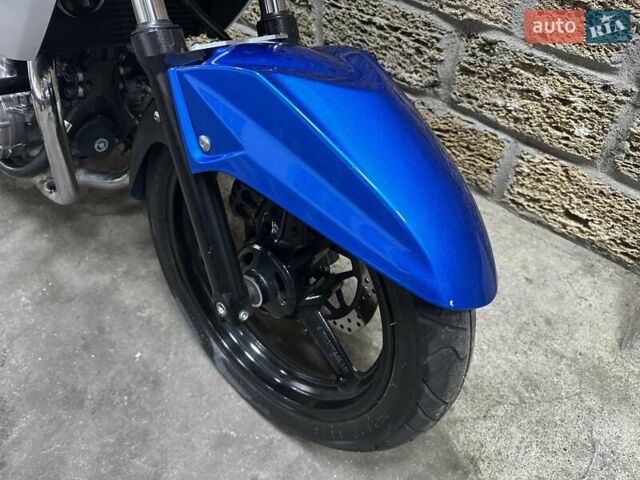 Сузукі GSR 250, об'ємом двигуна 0.25 л та пробігом 19 тис. км за 2500 $, фото 5 на Automoto.ua