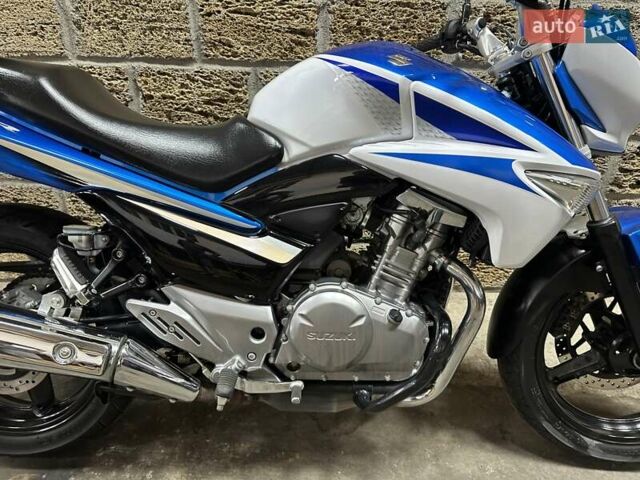 Сузукі GSR 250, об'ємом двигуна 0.25 л та пробігом 19 тис. км за 2500 $, фото 7 на Automoto.ua