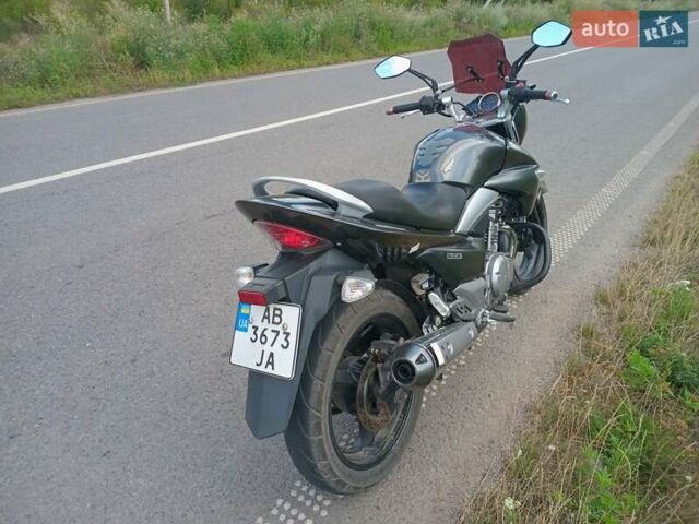 Сузуки GSR 250, объемом двигателя 0 л и пробегом 58 тыс. км за 2650 $, фото 4 на Automoto.ua