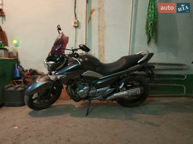 Сузуки GSR 250, объемом двигателя 0 л и пробегом 58 тыс. км за 2650 $, фото 2 на Automoto.ua