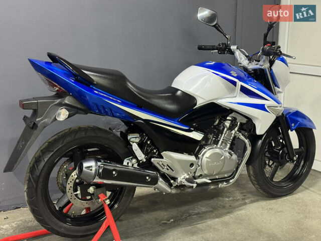 Сузуки GSR 250, объемом двигателя 0.25 л и пробегом 17 тыс. км за 3300 $, фото 2 на Automoto.ua