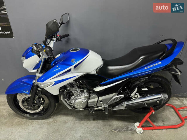 Сузуки GSR 250, объемом двигателя 0.25 л и пробегом 17 тыс. км за 3300 $, фото 10 на Automoto.ua
