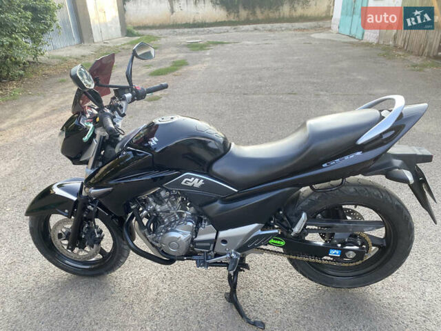 Сузуки GSR 250, объемом двигателя 0 л и пробегом 47 тыс. км за 2750 $, фото 1 на Automoto.ua