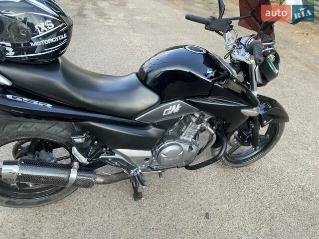 Сузуки GSR 250, объемом двигателя 0 л и пробегом 47 тыс. км за 2750 $, фото 3 на Automoto.ua