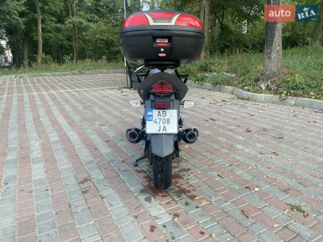 Серый Сузуки GSR 250, объемом двигателя 0 л и пробегом 35 тыс. км за 2600 $, фото 2 на Automoto.ua
