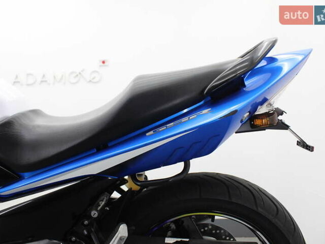 Синий Сузуки GSR 250, объемом двигателя 0.25 л и пробегом 38 тыс. км за 2300 $, фото 15 на Automoto.ua