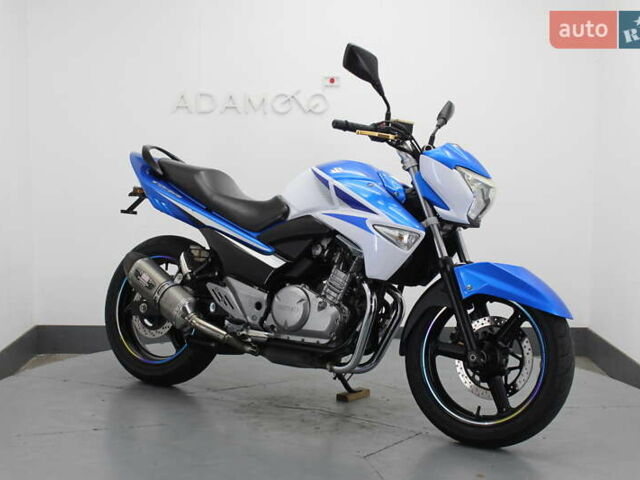 Синий Сузуки GSR 250, объемом двигателя 0.25 л и пробегом 38 тыс. км за 2300 $, фото 3 на Automoto.ua