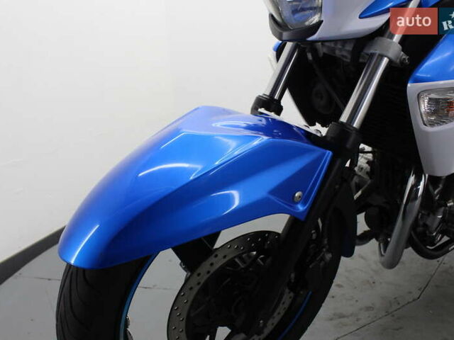 Синий Сузуки GSR 250, объемом двигателя 0.25 л и пробегом 38 тыс. км за 2300 $, фото 10 на Automoto.ua