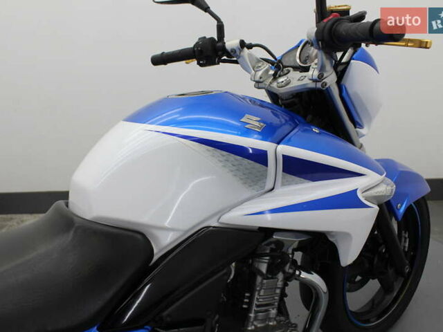 Синий Сузуки GSR 250, объемом двигателя 0.25 л и пробегом 38 тыс. км за 2300 $, фото 12 на Automoto.ua