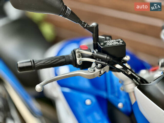 Синій Сузукі GSR 250, об'ємом двигуна 0.25 л та пробігом 33 тис. км за 2500 $, фото 7 на Automoto.ua