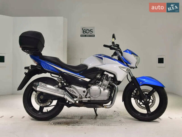 Синій Сузукі GSR 250, об'ємом двигуна 0.25 л та пробігом 33 тис. км за 2500 $, фото 32 на Automoto.ua