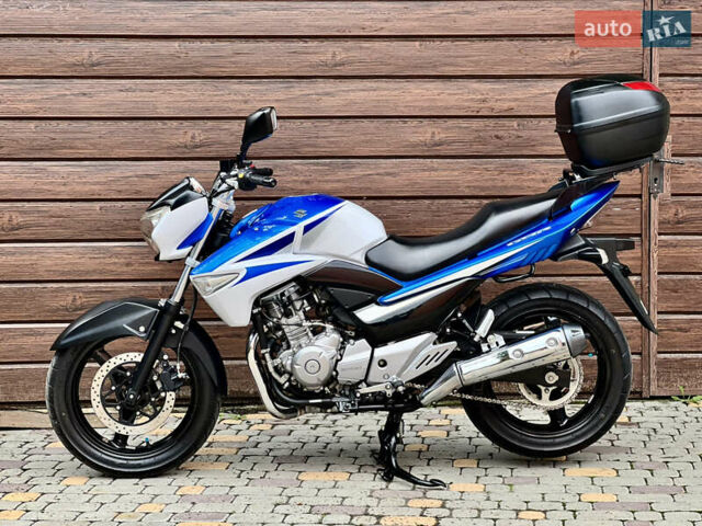 Синій Сузукі GSR 250, об'ємом двигуна 0.25 л та пробігом 33 тис. км за 2500 $, фото 2 на Automoto.ua