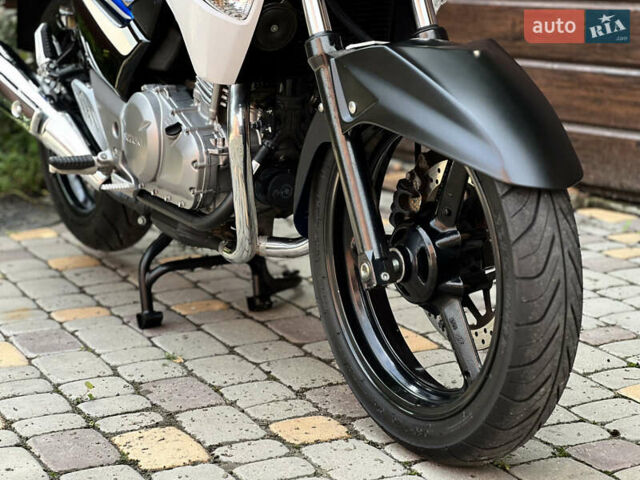 Синій Сузукі GSR 250, об'ємом двигуна 0.25 л та пробігом 33 тис. км за 2500 $, фото 4 на Automoto.ua
