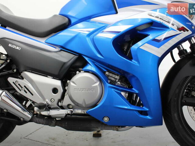 Синий Сузуки GSR 250, объемом двигателя 0.25 л и пробегом 9 тыс. км за 3300 $, фото 19 на Automoto.ua