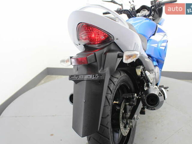 Синий Сузуки GSR 250, объемом двигателя 0.25 л и пробегом 9 тыс. км за 3300 $, фото 18 на Automoto.ua
