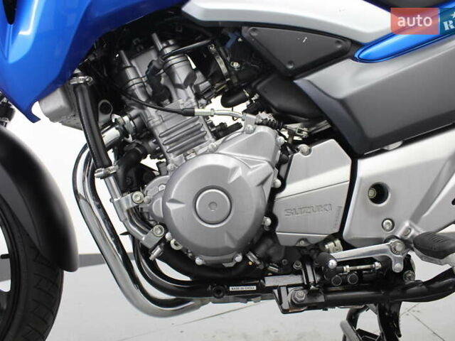 Синий Сузуки GSR 250, объемом двигателя 0.25 л и пробегом 11 тыс. км за 2900 $, фото 25 на Automoto.ua