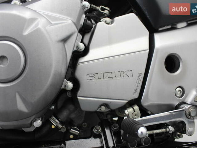 Синий Сузуки GSR 250, объемом двигателя 0.25 л и пробегом 11 тыс. км за 2900 $, фото 26 на Automoto.ua