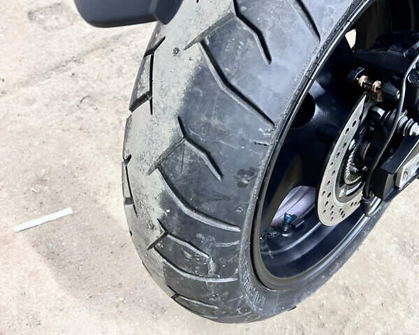 Сузуки GSR 400 2014 в Житомире на Automoto.ua Белый Сузуки GSR 400, объемом двигателя 0.4 л и пробегом 12 тыс. км за 4500 $, фото 4 на Automoto.ua