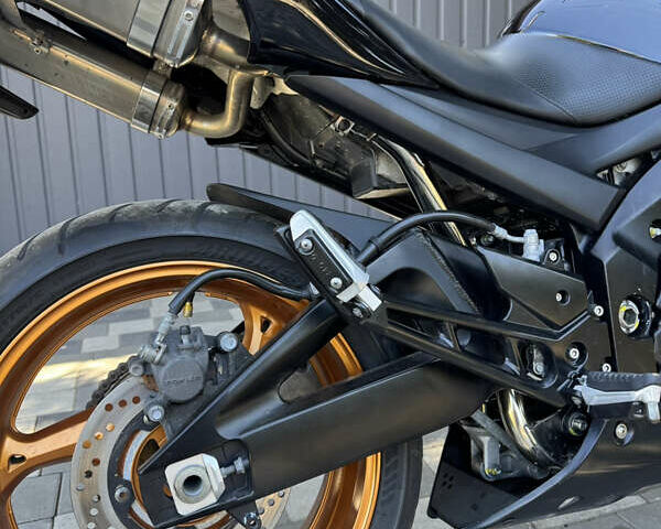 Черный Сузуки GSR 400, объемом двигателя 0.4 л и пробегом 37 тыс. км за 4500 $, фото 10 на Automoto.ua