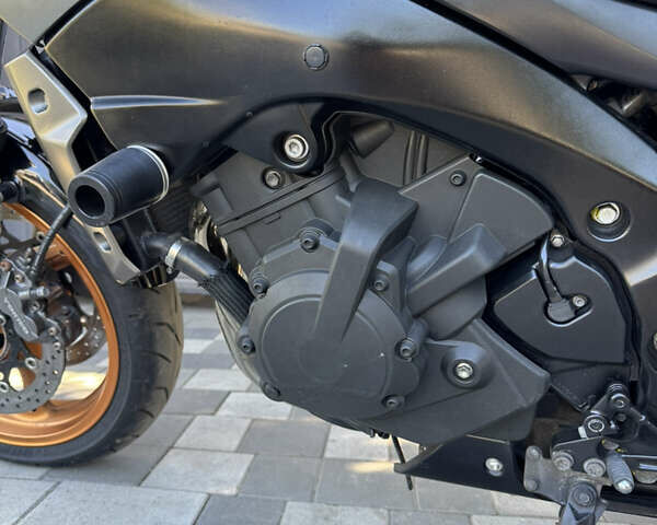 Черный Сузуки GSR 400, объемом двигателя 0.4 л и пробегом 37 тыс. км за 4500 $, фото 9 на Automoto.ua