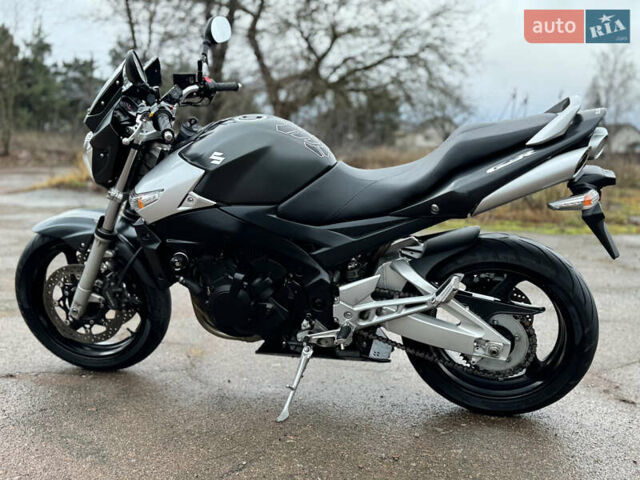Сузукі GSR 400, об'ємом двигуна 0 л та пробігом 23 тис. км за 3900 $, фото 6 на Automoto.ua
