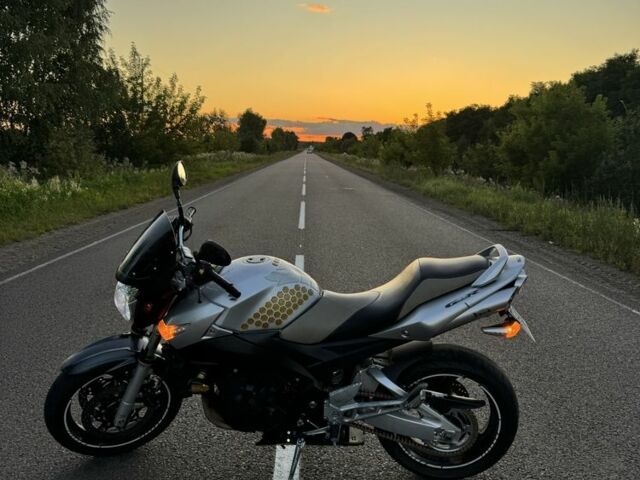 Сузукі GSR 400, об'ємом двигуна 100 л та пробігом 0 тис. км за 4000 $, фото 2 на Automoto.ua