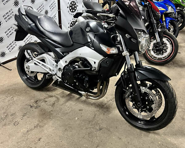 Сузуки GSR 400, объемом двигателя 0.4 л и пробегом 29 тыс. км за 4000 $, фото 1 на Automoto.ua