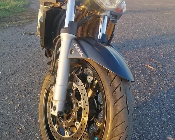 Сузукі GSR 400, об'ємом двигуна 0 л та пробігом 49 тис. км за 3850 $, фото 4 на Automoto.ua