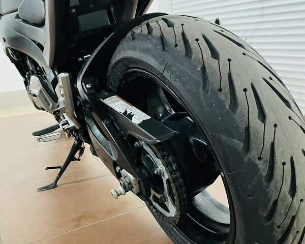 Черный Сузуки GSR 600, объемом двигателя 0.6 л и пробегом 50 тыс. км за 5600 $, фото 30 на Automoto.ua