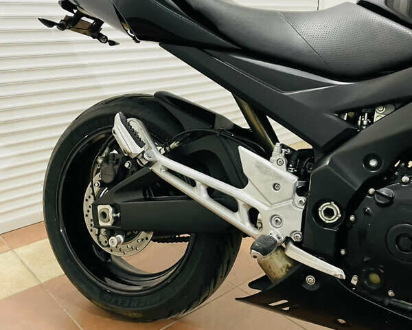 Черный Сузуки GSR 600, объемом двигателя 0.6 л и пробегом 50 тыс. км за 5600 $, фото 12 на Automoto.ua