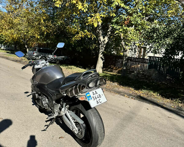 Черный Сузуки GSR 600, объемом двигателя 0.6 л и пробегом 40 тыс. км за 5500 $, фото 7 на Automoto.ua