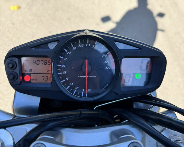 Черный Сузуки GSR 600, объемом двигателя 0.6 л и пробегом 40 тыс. км за 5500 $, фото 5 на Automoto.ua
