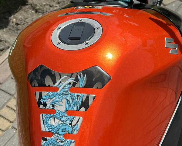 Красный Сузуки GSR 600, объемом двигателя 0.6 л и пробегом 28 тыс. км за 5750 $, фото 11 на Automoto.ua