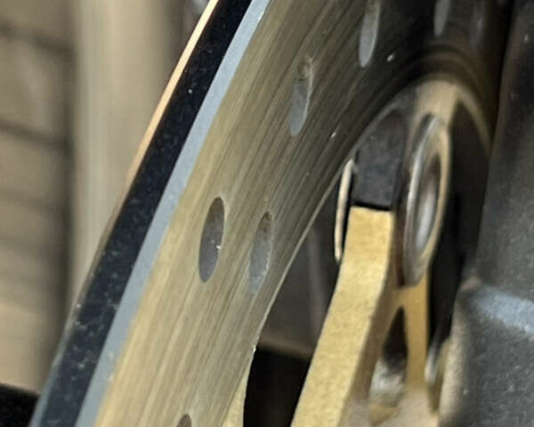 Красный Сузуки GSR 600, объемом двигателя 0.6 л и пробегом 28 тыс. км за 5750 $, фото 21 на Automoto.ua