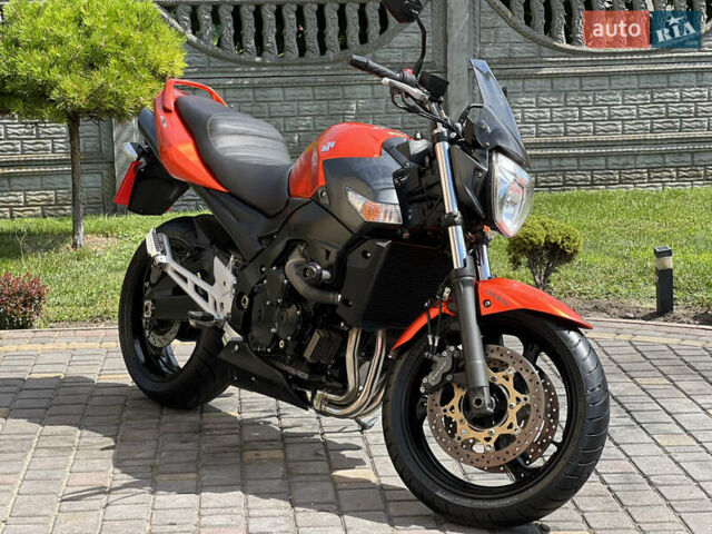 Красный Сузуки GSR 600, объемом двигателя 0.6 л и пробегом 28 тыс. км за 5750 $, фото 15 на Automoto.ua