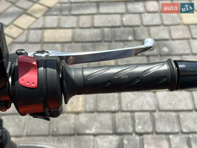 Красный Сузуки GSR 600, объемом двигателя 0.6 л и пробегом 28 тыс. км за 5750 $, фото 13 на Automoto.ua