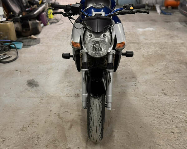 Сузуки GSR 600, объемом двигателя 0.6 л и пробегом 32 тыс. км за 3900 $, фото 2 на Automoto.ua