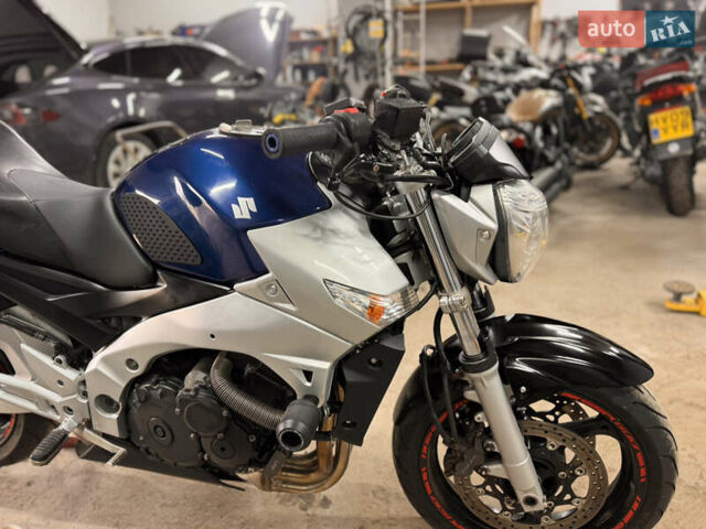 Сузуки GSR 600, объемом двигателя 0.6 л и пробегом 32 тыс. км за 3900 $, фото 1 на Automoto.ua