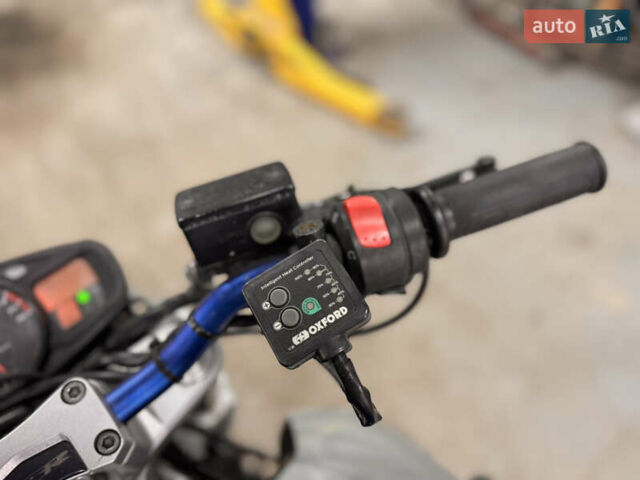 Сузуки GSR 600, объемом двигателя 0.6 л и пробегом 32 тыс. км за 3900 $, фото 12 на Automoto.ua