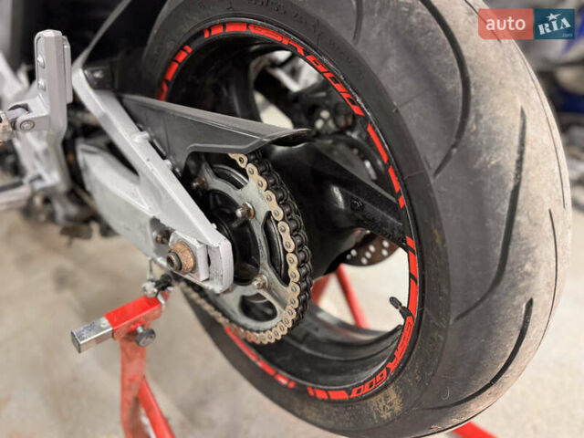 Сузуки GSR 600, объемом двигателя 0.6 л и пробегом 32 тыс. км за 3900 $, фото 18 на Automoto.ua