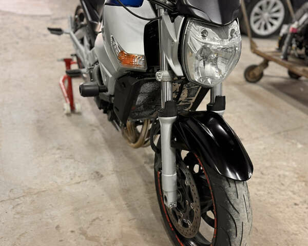 Сузуки GSR 600, объемом двигателя 0.6 л и пробегом 32 тыс. км за 3900 $, фото 3 на Automoto.ua