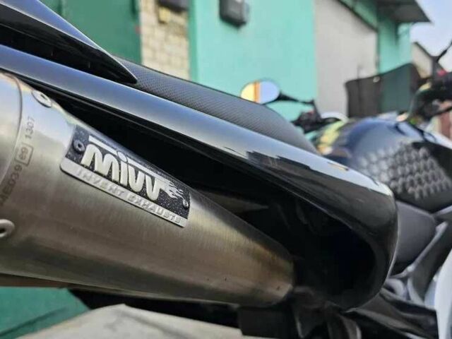 Сузуки GSR 600, объемом двигателя 0.6 л и пробегом 0 тыс. км за 5200 $, фото 6 на Automoto.ua