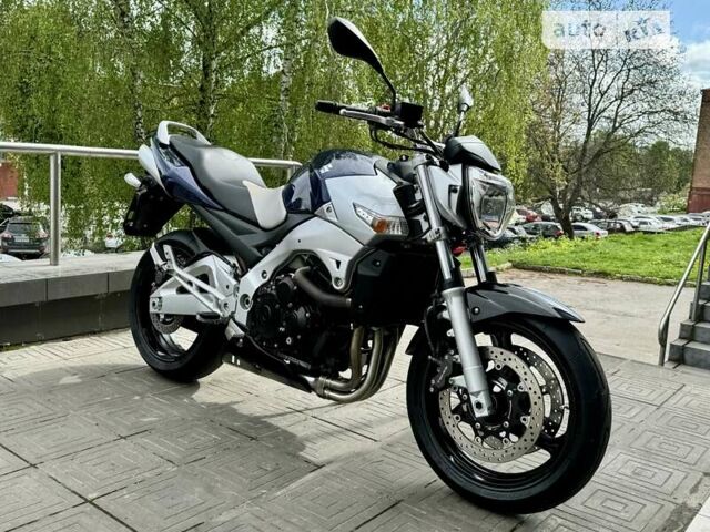 Сузуки GSR 600, объемом двигателя 0.6 л и пробегом 37 тыс. км за 4999 $, фото 3 на Automoto.ua