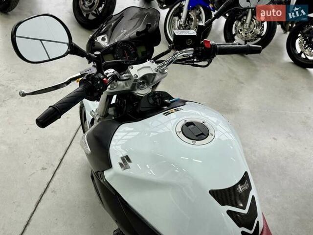 Сузуки GSR 600, объемом двигателя 0.6 л и пробегом 14 тыс. км за 5499 $, фото 14 на Automoto.ua