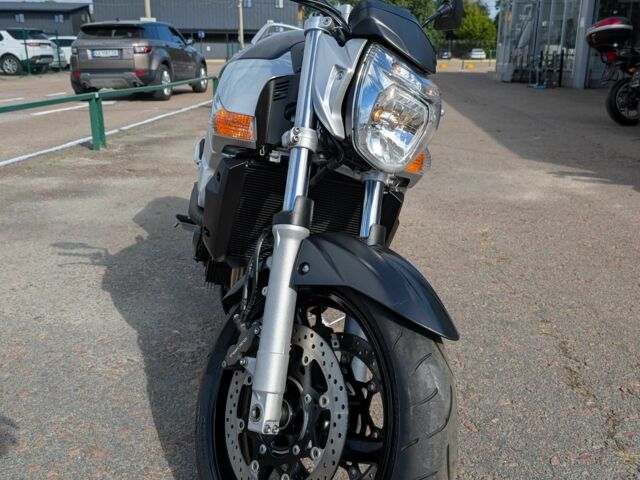 Сузуки GSR 600, объемом двигателя 0.6 л и пробегом 0 тыс. км за 5399 $, фото 2 на Automoto.ua