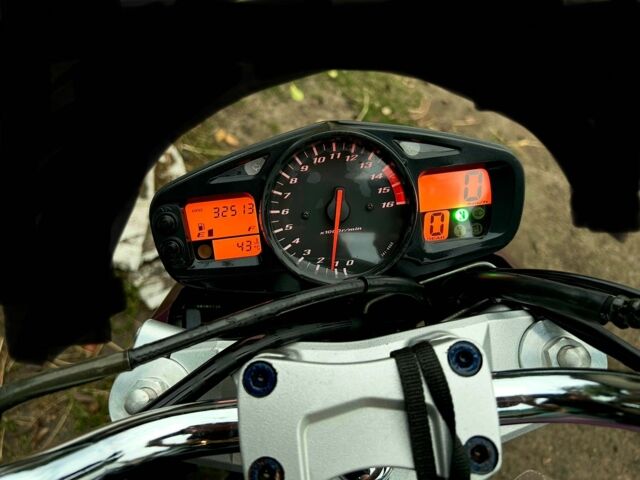 Сузукі GSR 600, об'ємом двигуна 0.6 л та пробігом 0 тис. км за 2100 $, фото 4 на Automoto.ua